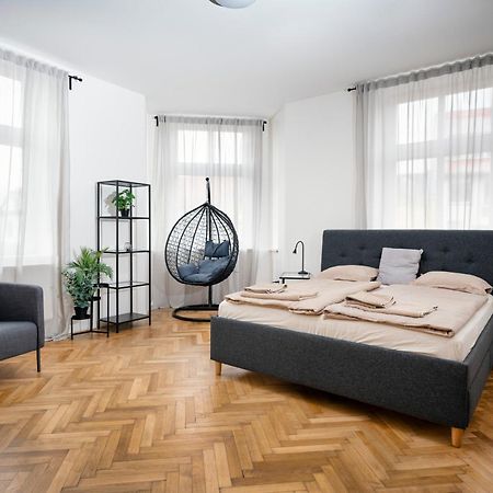 Apartman Namesti Frantiska Krizika Tábor Eksteriør billede